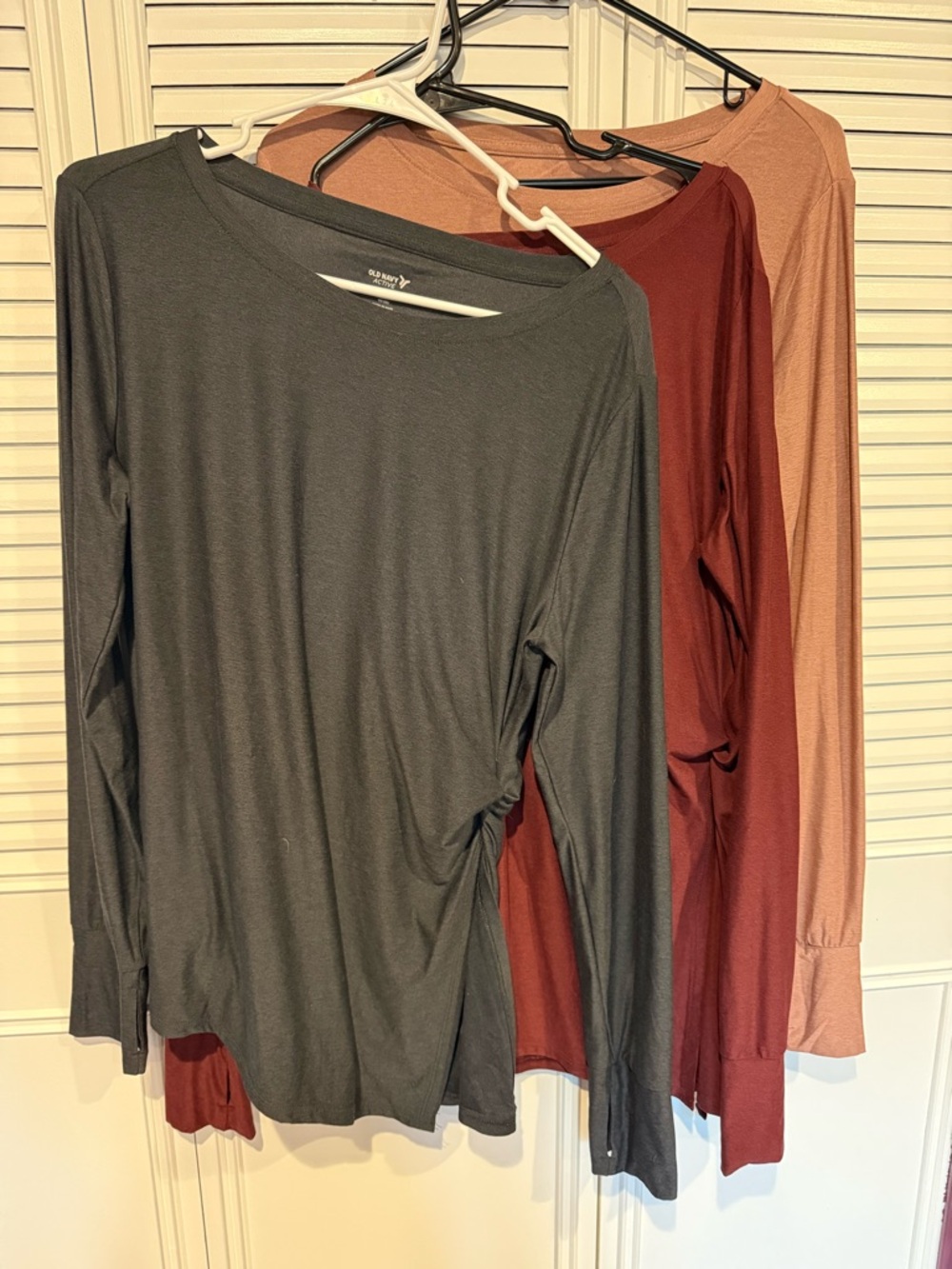 Set of 3 Old Navy Long Sleeve Tee Trio — Gray, Rust, Blush